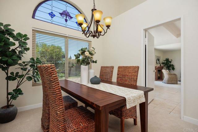 1766 Mount Way, Vista CA: https://media.crmls.org/mediaz/31cbaab6-dbf7-46fa-8aad-b2c8aee7d4af.jpg