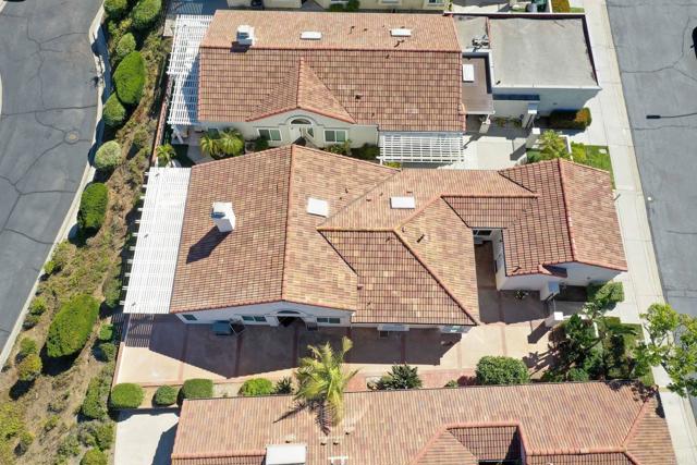 1523 Camino Linda Drive, San Marcos CA: https://media.crmls.org/mediaz/31cbae91-1814-4415-92fe-51e089520759.jpg
