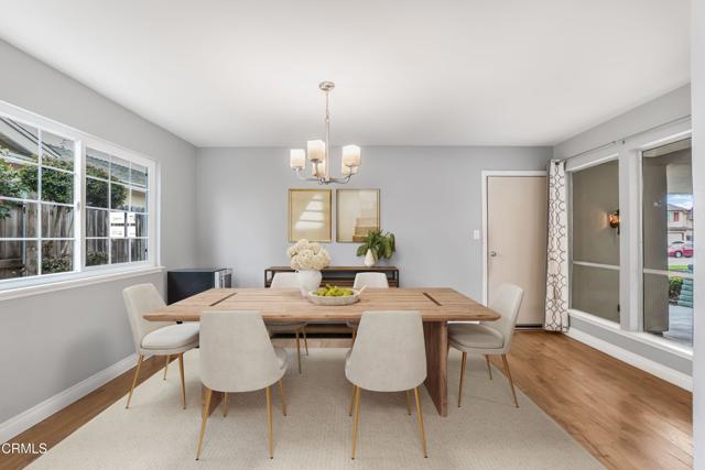 1215 Lawrence Way, Oxnard CA: https://media.crmls.org/mediaz/31cc87fd-609b-41af-b998-8f747b596e2b.jpg