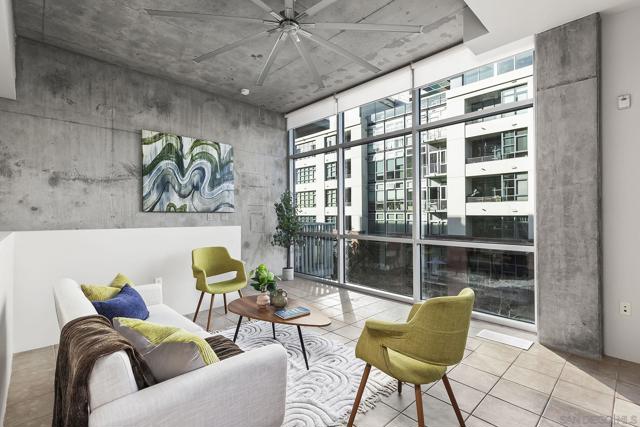 1025 Island Ave, San Diego CA: https://media.crmls.org/mediaz/31ccc6f5-4191-4f2e-aeeb-a2dc9eb00b66.jpg