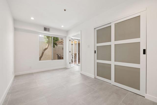 280 S Avenida Caballeros, Palm Springs CA: https://media.crmls.org/mediaz/31cd3972-c838-4ea9-8535-5accfdb7ae12.jpg