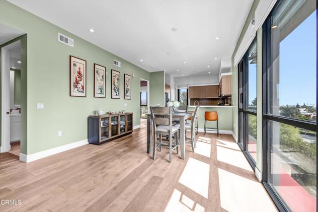 Detail Gallery Image 9 of 28 For 210 N Monterey St #409,  Alhambra,  CA 91801 - 2 Beds | 2 Baths