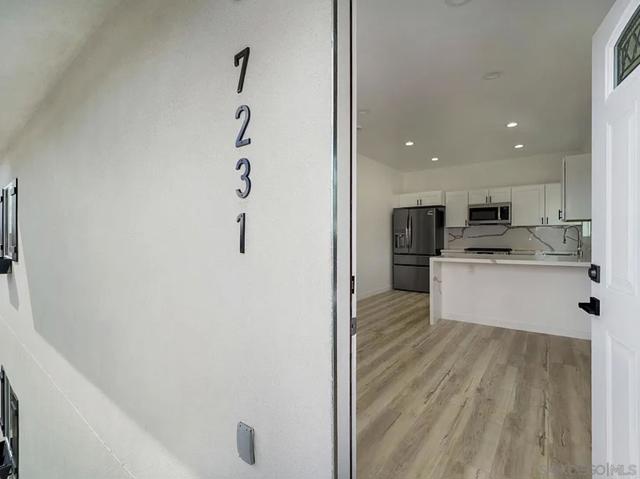 Image 2 of 21 For 7231 Mohawk St