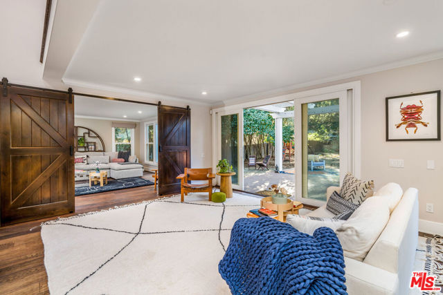1514 Willow Drive, Topanga CA: https://media.crmls.org/mediaz/31cde4c7-258d-4c52-9c39-9794ec67e6c3.jpg
