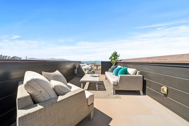 2853 Broderick Street, San Francisco CA: https://media.crmls.org/mediaz/31ce25b8-d0c6-4e64-bf26-026e117cd65a.jpg