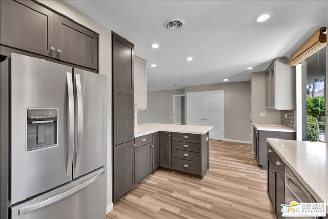 261 E La Verne Way #B, Palm Springs, CA 92264
