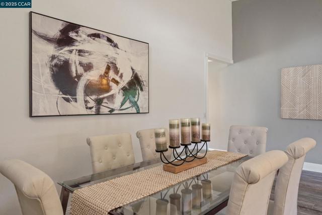 4672 N Larwin Ave, Concord CA: https://media.crmls.org/mediaz/31ce8b6d-4459-452d-bc58-ef7934471441.jpg