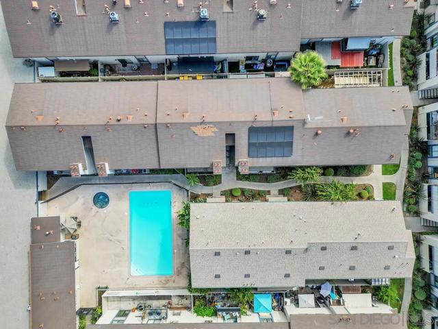 Image 16 of 18 For 12650 Lakeshore Dr. Unit 127