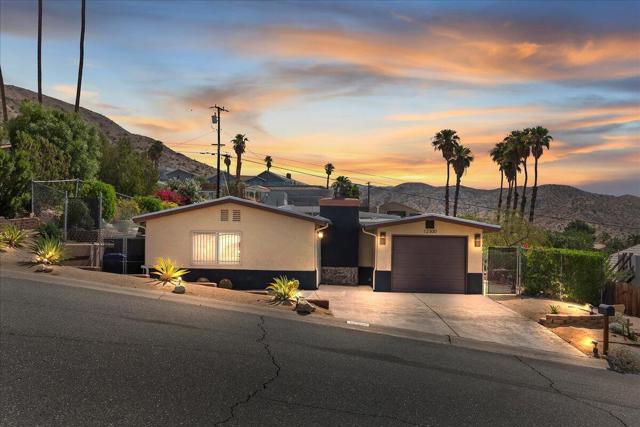 12300 Redbud Road, Desert Hot Springs CA: https://media.crmls.org/mediaz/31cffbbe-ba42-4c2a-a682-62c50b67de45.jpg