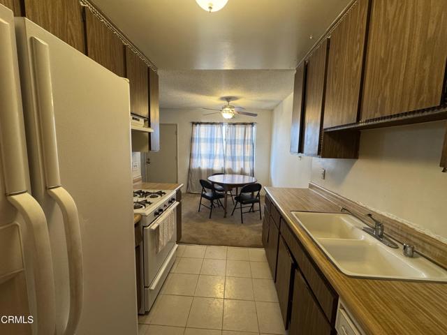 Detail Gallery Image 17 of 37 For 8800 Cedros Ave #210,  Panorama City,  CA 91402 - 1 Beds | 1 Baths
