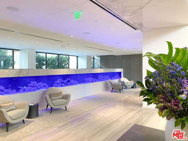 11750 Wilshire Boulevard, Los Angeles CA: https://media.crmls.org/mediaz/31d1b29a-fe27-4e45-9163-4f2fb54f8deb.jpg