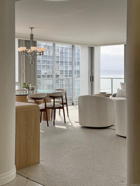 Detail Gallery Image 4 of 54 For 1770 Avenida Del Mundo #809,  Coronado,  CA 92118 - 3 Beds | 3 Baths