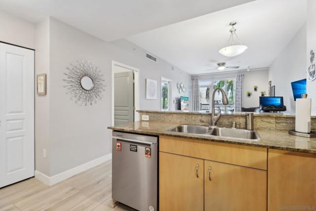 1580 Union St, San Diego CA: https://media.crmls.org/mediaz/31d23a7d-64f6-4aac-b23f-2b3bb289b9c2.jpg