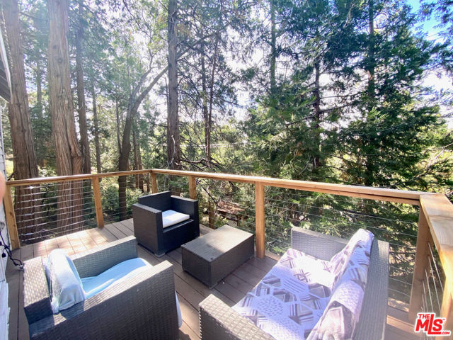 29160 Arrowhead Drive, Cedar Glen CA: https://media.crmls.org/mediaz/31d3f55e-c0ac-4391-a805-282ec7a0e0d4.jpg