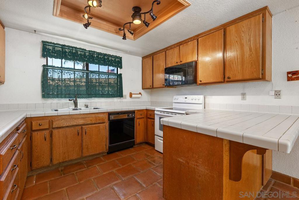 2922 Alamitos - photo 11
