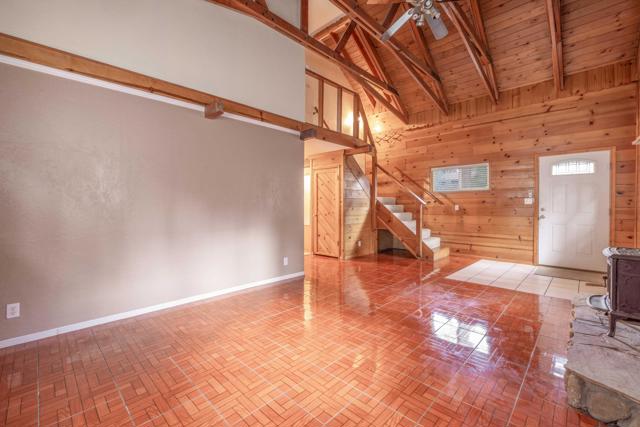 605 Elysian Boulevard, Big Bear CA: https://media.crmls.org/mediaz/31d5196e-d7f8-43c8-8c98-a498d985a213.jpg