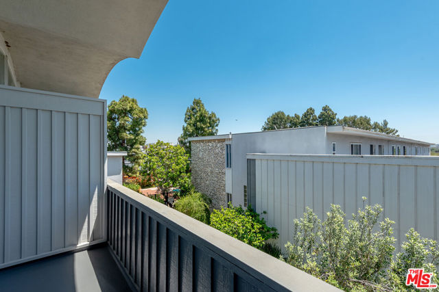 4800 La Villa Marina, C photo 28