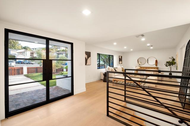 4058 Apore Street, La Mesa CA: https://media.crmls.org/mediaz/31d5ef55-9ef8-4a11-9e10-3548ca1b7caf.jpg
