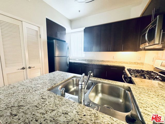 1241 5Th Street, 201 photo 27