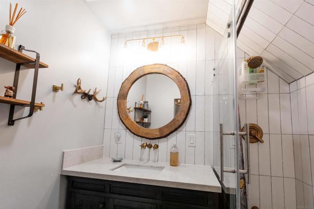 535 W Rainbow Blvd, Big Bear CA: https://media.crmls.org/mediaz/31d88a95-3ee3-45b1-aafe-9ed5feb9f85a.jpg