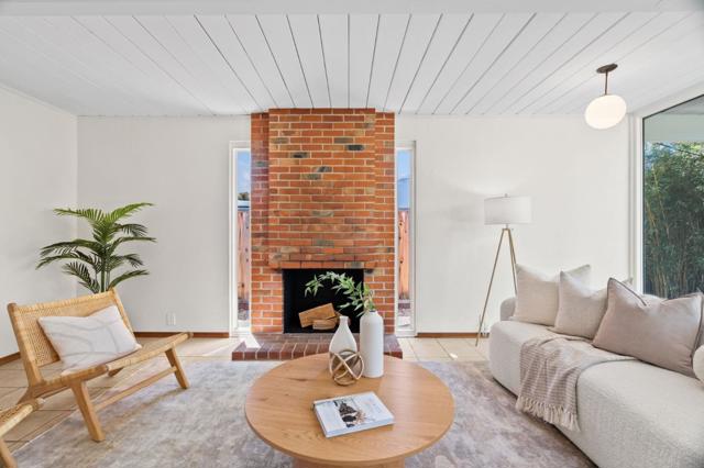 858 Cornwall Court, Sunnyvale CA: https://media.crmls.org/mediaz/31d996a0-ca4b-4306-a708-569fb26e3e2c.jpg