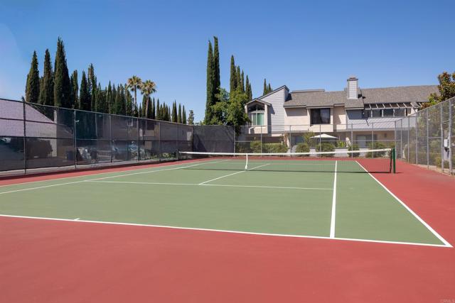 2135 E Valley Parkway, Escondido CA: https://media.crmls.org/mediaz/31da4204-ee1a-4b2c-9c4c-bf81a2951991.jpg