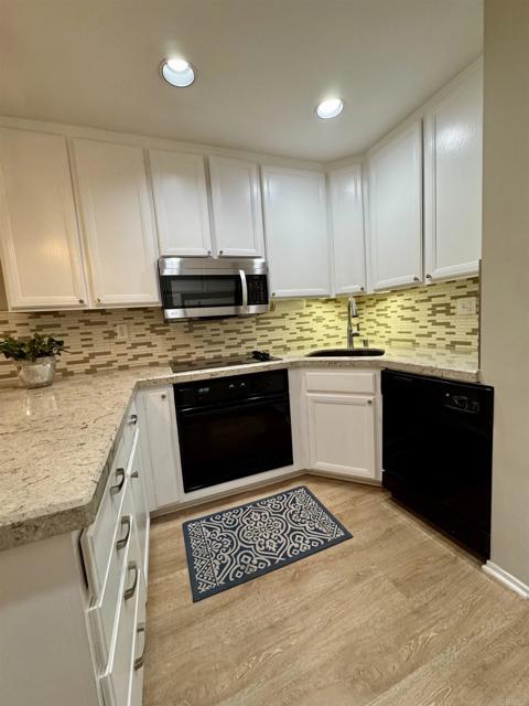 Detail Gallery Image 8 of 47 For 1562 Camino Del Mar #643,  Del Mar,  CA 92014 - 1 Beds | 2 Baths