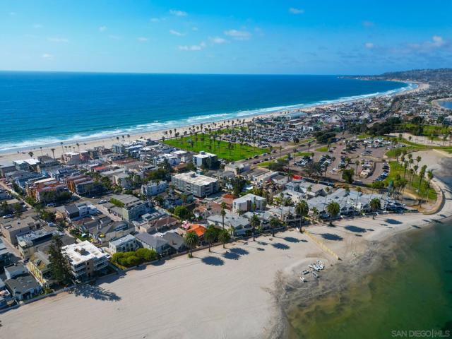 808 Ensenada Ct, San Diego CA: https://media.crmls.org/mediaz/31dbf66b-f795-42f3-ac75-7973ecc451a3.jpg