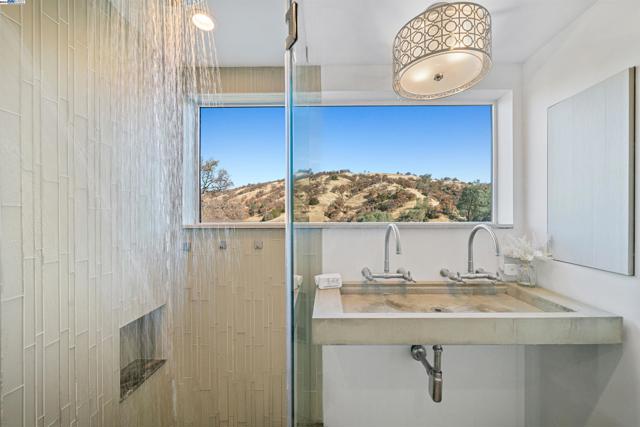 21000 Mines Rd., Livermore CA: https://media.crmls.org/mediaz/31dbffa7-97ce-4612-b513-c729a3c1ccce.jpg