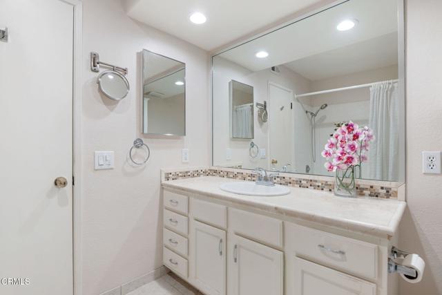 Detail Gallery Image 22 of 29 For 5125 W Wooley Rd #5,  Oxnard,  CA 93035 - 2 Beds | 2 Baths