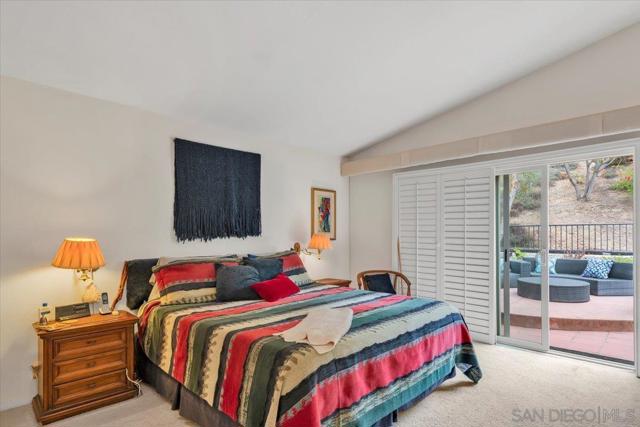 4148 Caminito Terviso, San Diego CA: https://media.crmls.org/mediaz/31ddba05-558c-4c9b-a994-f9c33463bcf5.jpg