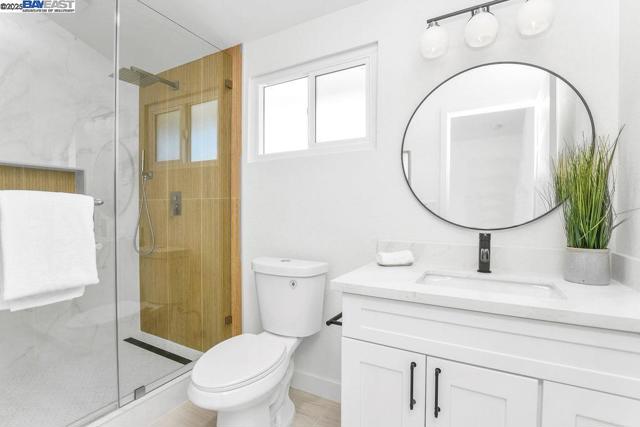 8794 Wicklow Ln, Dublin CA: https://media.crmls.org/mediaz/31dea88f-7be5-49c0-bcfa-986c38b01a95.jpg