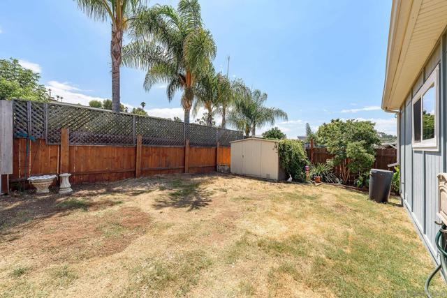 3551 Trophy Dr, La Mesa CA: https://media.crmls.org/mediaz/31df0a41-7892-44a3-816f-2c13845f0c03.jpg