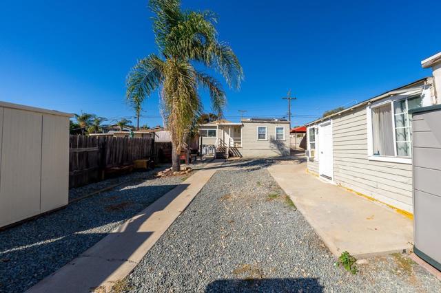 Image 5 of 28 For 2326 32nd Street