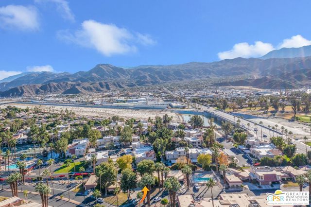 68541 Calle Alcazar, Cathedral City CA: https://media.crmls.org/mediaz/31e2c032-02e5-417f-9af9-b937ba8ddbfa.jpg