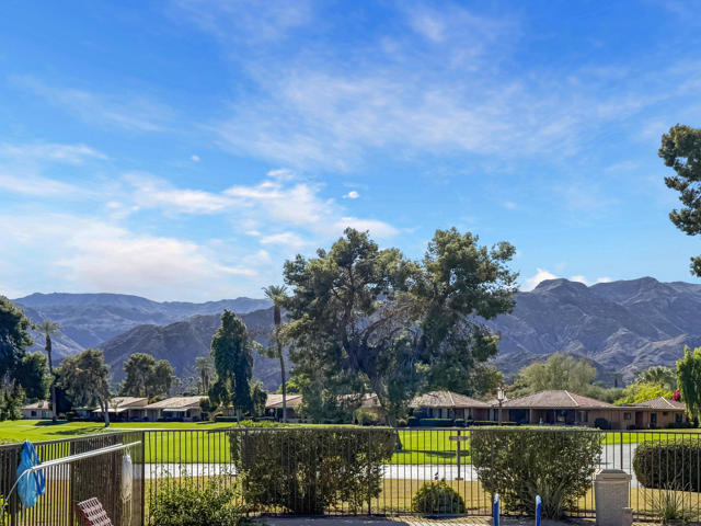 2 Valencia Drive, Rancho Mirage, CA 92270