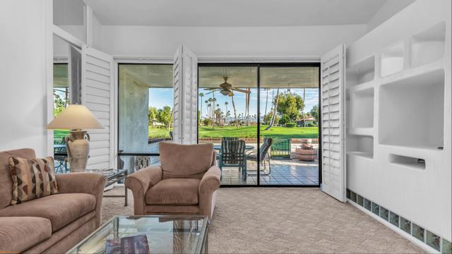 133 Torremolinos Drive, Rancho Mirage CA: https://media.crmls.org/mediaz/31e4e83e-9bbf-4553-973d-1dfaad146e38.jpg
