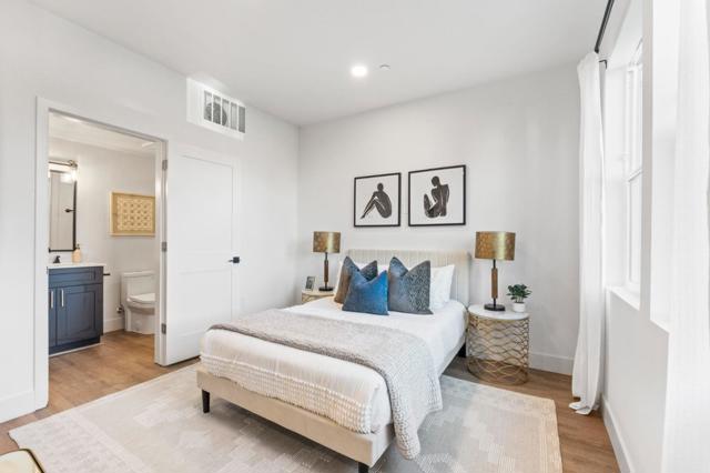 584 Compton Terrace, Sunnyvale CA: https://media.crmls.org/mediaz/31e50aa6-3d76-47ef-9e44-6403d0825685.jpg