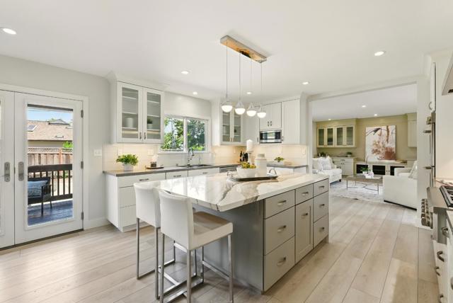 28 W Santa Inez Avenue, San Mateo CA: https://media.crmls.org/mediaz/31e5ecf5-d51b-46ac-b08e-fab91f3238a3.jpg