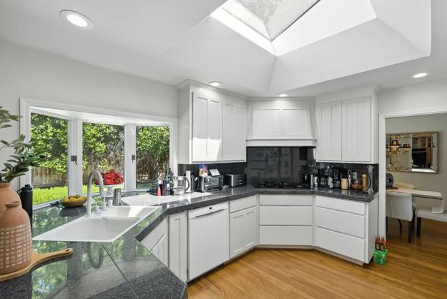 6182 Calle Del Conejo, San Jose CA: https://media.crmls.org/mediaz/31e78fe6-5f22-42db-94c7-56baf052949d.jpg