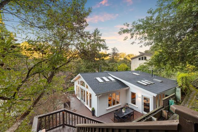 2937 San Juan Boulevard, Belmont CA: https://media.crmls.org/mediaz/31e7e9c3-708a-4ad2-afd6-300e89071ecc.jpg