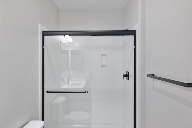 1861 Hydrangea Drive, Hollister CA: https://media.crmls.org/mediaz/31e92d88-5ec4-4055-aa60-6c220ea68c95.jpg