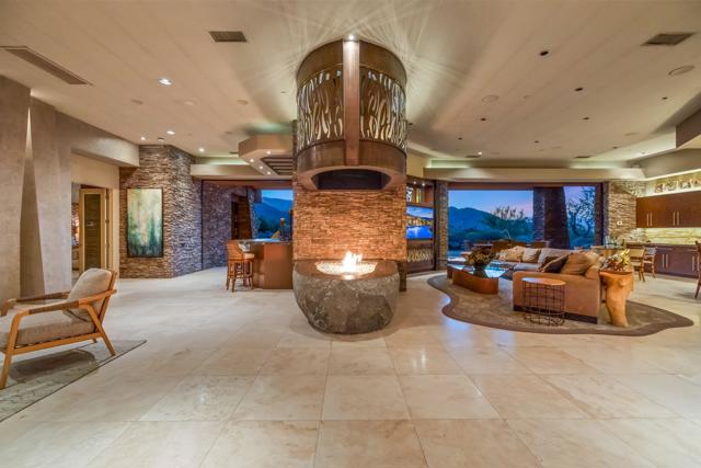 50741 Desert Arroyo Trail, Indian Wells CA: https://media.crmls.org/mediaz/31e9de12-e26c-4645-b74a-2a72b499c7e8.jpg