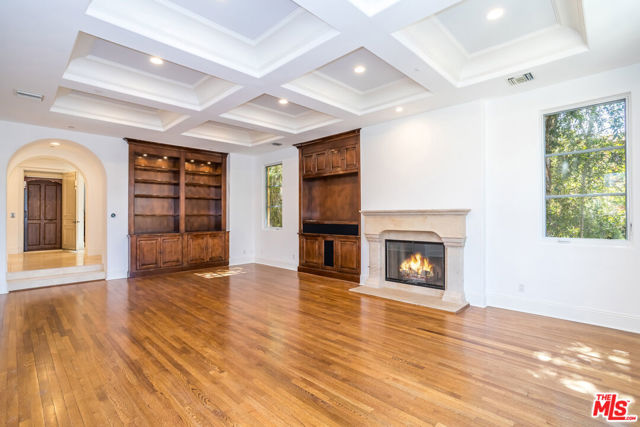 2167 Sheringham Lane, Los Angeles CA: https://media.crmls.org/mediaz/31ea258c-1ec0-4725-98d3-f909281b1b19.jpg