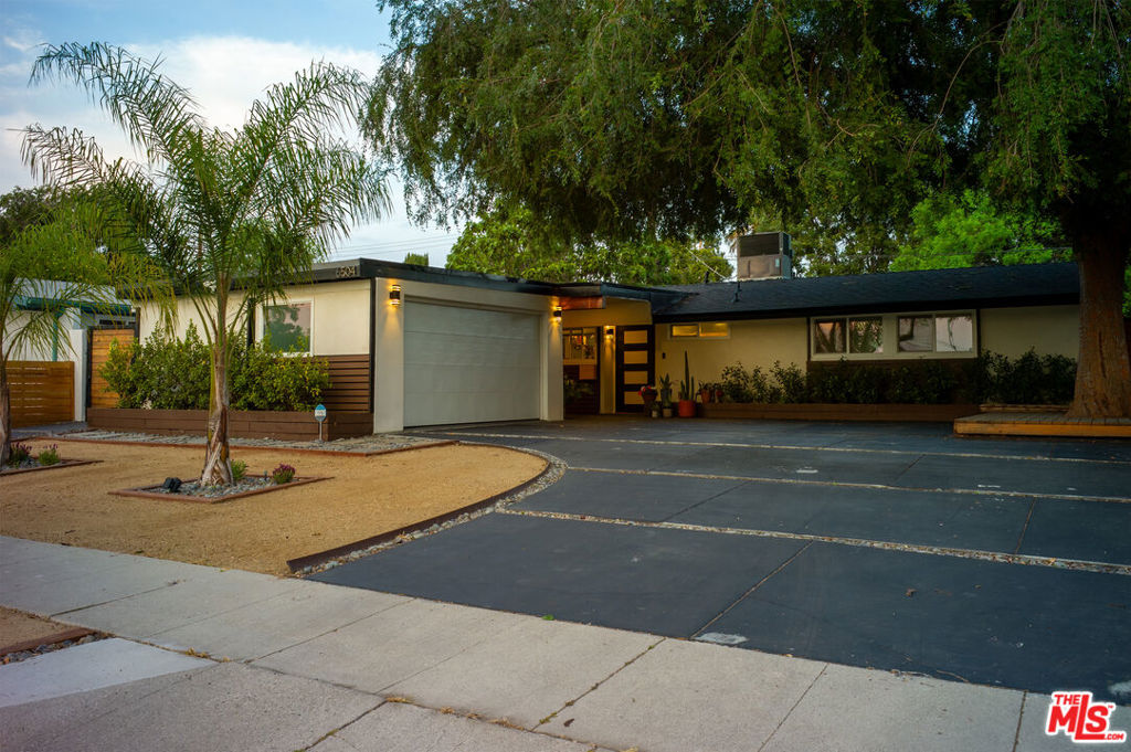 6504 Rhea Avenue