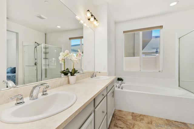 37856 Honey Pine Road, Murrieta CA: https://media.crmls.org/mediaz/31eab882-5b10-4bf8-97b1-3cef77504626.jpg