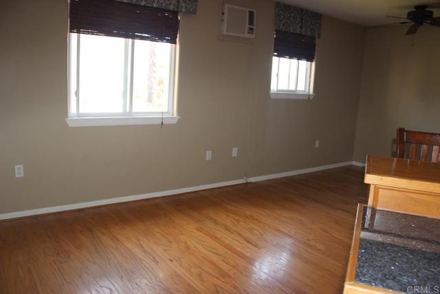 29730 Red Mountain Road, Valley Center CA: https://media.crmls.org/mediaz/31eb1270-1682-4262-95bd-4bea351e8176.jpg