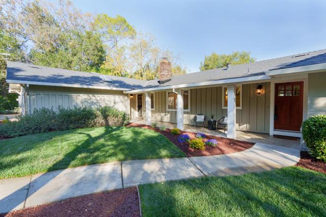 24821 Prospect Avenue, Los Altos Hills CA: https://media.crmls.org/mediaz/31eb9f55-8157-4dde-bd4a-f46d69757d58.jpg