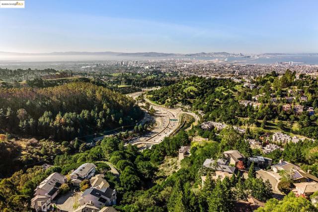 0 Tunnel Rd, Oakland CA: https://media.crmls.org/mediaz/31edd409-d961-4b9f-a5d4-c071af53cbb0.jpg