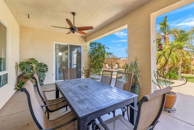 74062 Jeri Lane, Palm Desert CA: https://media.crmls.org/mediaz/31eddb96-25d0-461a-b651-ab75252e3586.jpg